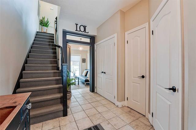 2432 Second St, House attached with 2 bedrooms, 3 bathrooms and 3 parking in Burlington ON | Image 39