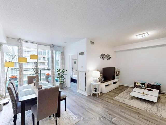 1702 - 111 Elizabeth St, Condo with 1 bedrooms, 1 bathrooms and 1 parking in Toronto ON | Image 36