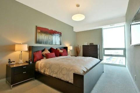 lph2 - 1055 Southdown Rd, Condo with 2 bedrooms, 2 bathrooms and 2 parking in Mississauga ON | Image 15