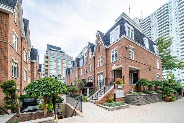 th27 - 83 Lillian St, Townhouse with 2 bedrooms, 2 bathrooms and 2 parking in Toronto ON | Image 17