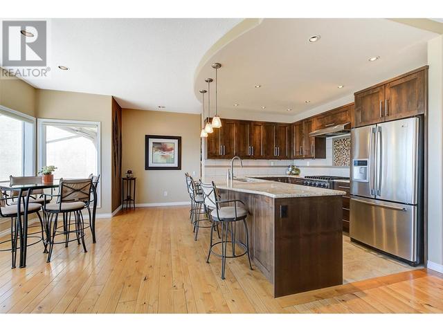 20 - 880 Christina Place, House attached with 4 bedrooms, 4 bathrooms and 4 parking in Kelowna BC | Image 10