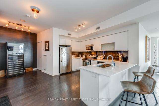 3013 - 150 East Liberty St, Condo with 2 bedrooms, 2 bathrooms and 1 parking in Toronto ON | Image 3