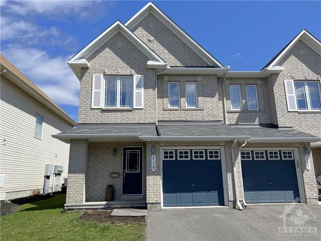 119 Silvermoon Crescent, Townhouse with 3 bedrooms, 3 bathrooms and 3 parking in Ottawa ON | Image 1