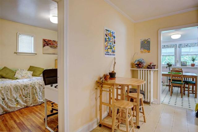 18 Thirtieth St, House detached with 2 bedrooms, 2 bathrooms and 5 parking in Toronto ON | Image 26