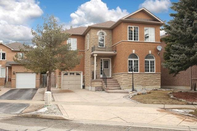 430 Royalpark Way, House detached with 4 bedrooms, 4 bathrooms and 4 parking in Vaughan ON | Card Image
