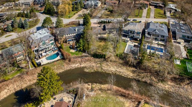29 Green Valley Rd, House detached with 6 bedrooms, 5 bathrooms and 10 parking in Toronto ON | Image 4