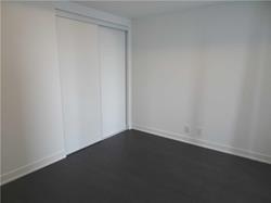 1001 - 100 Harbour St, Condo with 1 bedrooms, 1 bathrooms and null parking in Toronto ON | Image 11