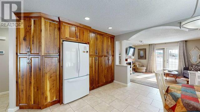 36 Stonegate Crescent Se, House attached with 3 bedrooms, 2 bathrooms and 2 parking in Medicine Hat AB | Image 17