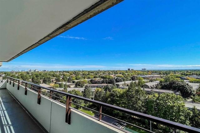 1007 - 1300 Mississauga Valley Blvd, Condo with 3 bedrooms, 2 bathrooms and 1 parking in Mississauga ON | Image 30