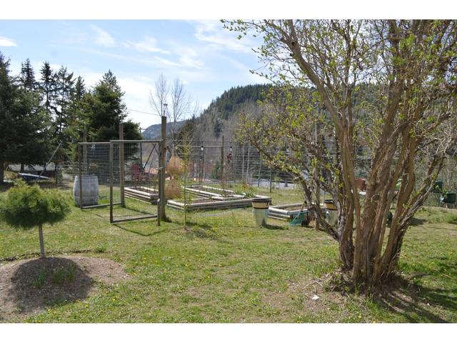 268 Church Avenue, House detached with 2 bedrooms, 2 bathrooms and null parking in Greenwood BC | Image 51