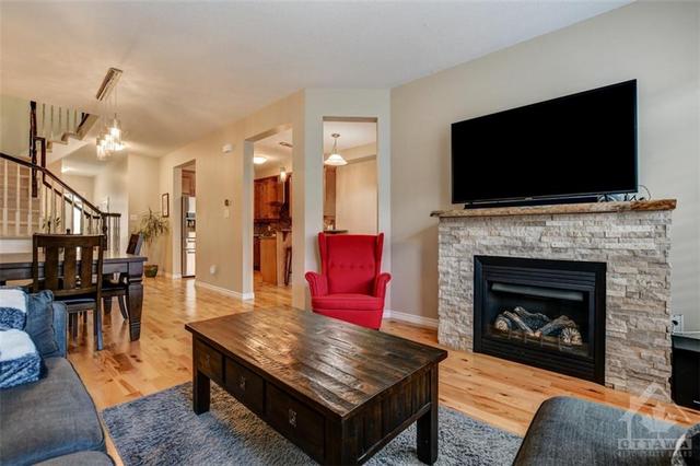 602 Pamplona Private, Townhouse with 3 bedrooms, 3 bathrooms and 2 parking in Ottawa ON | Image 11