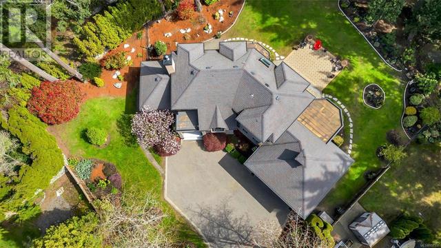 4533 Pheasantwood Terr, House detached with 3 bedrooms, 3 bathrooms and 6 parking in Saanich BC | Image 64