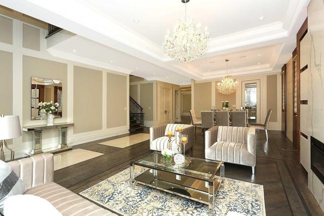 427 Cummer Ave, House detached with 4 bedrooms, 6 bathrooms and 4 parking in Toronto ON | Image 3