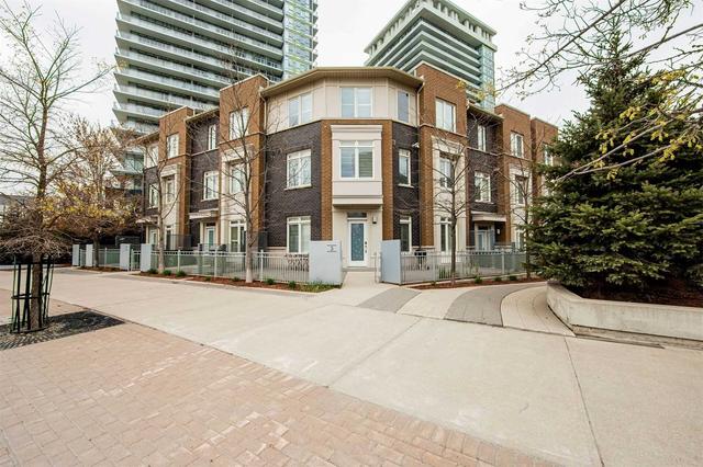 th03 - 370 Square One Dr, Townhouse with 3 bedrooms, 4 bathrooms and 2 parking in Mississauga ON | Image 1