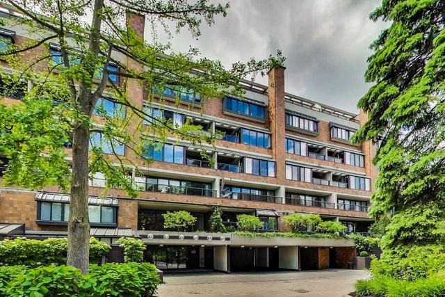 318 - 40 Oaklands Ave, Condo with 2 bedrooms, 3 bathrooms and 1 parking in Toronto ON | Image 1