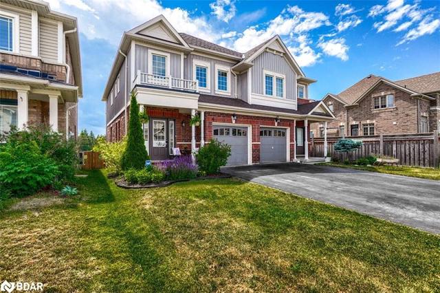 4 Hoard Avenue, House semidetached with 3 bedrooms, 3 bathrooms and 3 parking in New Tecumseth ON | Image 3