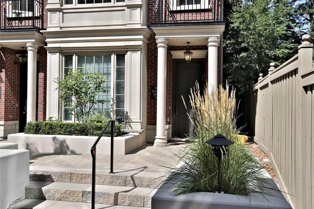 th 5 - 290 St Clair Ave W, Townhouse with 3 bedrooms, 3 bathrooms and 2 parking in Toronto ON | Image 2