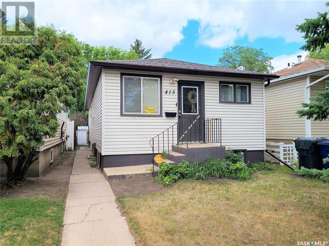 415 P Ave N, House detached with 3 bedrooms, 3 bathrooms and null parking in Saskatoon SK | Card Image