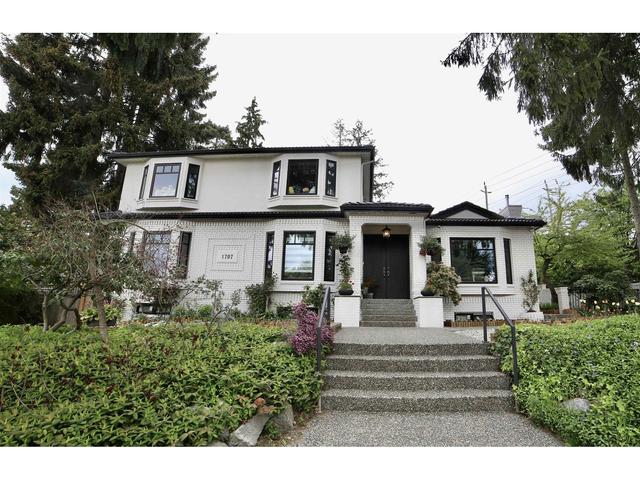 1707 W 68th Avenue, House detached with 9 bedrooms, 8 bathrooms and null parking in Vancouver BC | Card Image