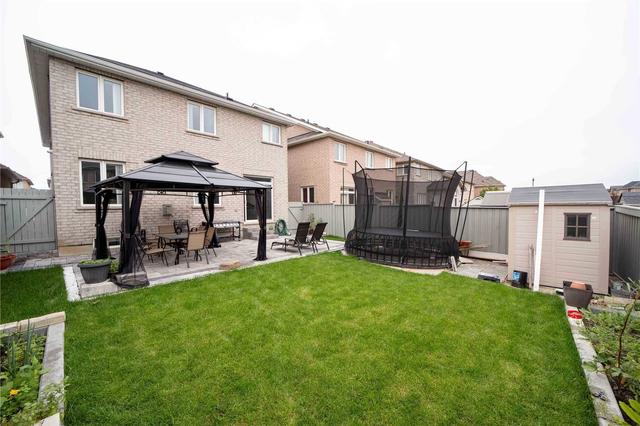 12 Fossil St, House detached with 4 bedrooms, 4 bathrooms and 4 parking in Brampton ON | Image 22