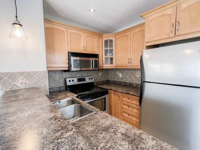 82 Frater Ave, House detached with 1 bedrooms, 2 bathrooms and 1 parking in Toronto ON | Card Image