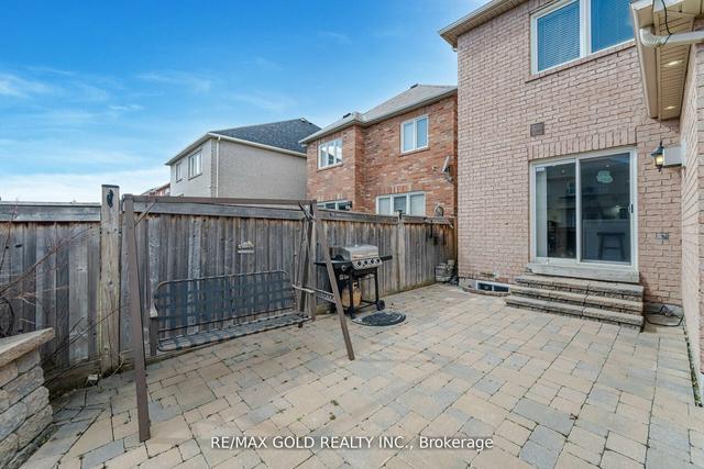 12 Ridgehaven Crt, House detached with 4 bedrooms, 5 bathrooms and 6 parking in Brampton ON | Image 30