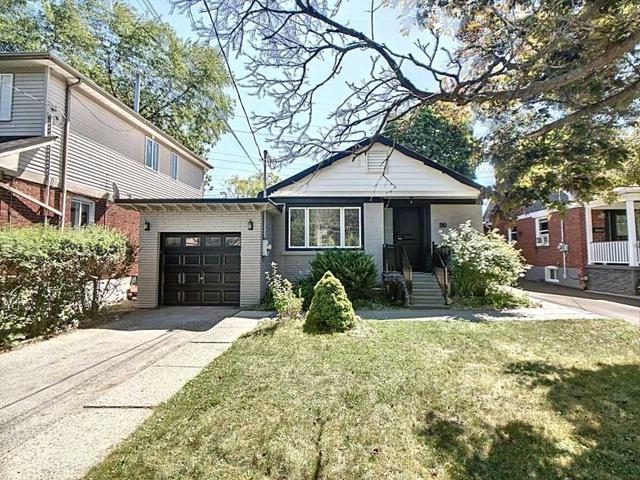 80 Marble Arch Cres, House detached with 2 bedrooms, 2 bathrooms and 4 parking in Toronto ON | Image 1
