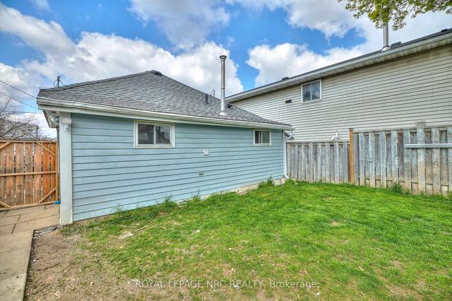 80 Mcalpine Ave S, House detached with 1 bedrooms, 1 bathrooms and 2 parking in Welland ON | Image 21