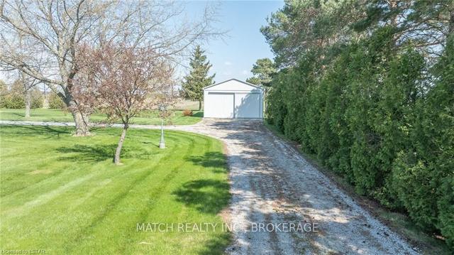 454 Irish School Rd, House detached with 3 bedrooms, 2 bathrooms and 12 parking in Dawn Euphemia ON | Image 22