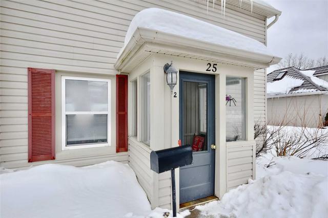 25 Grove St W, House detached with 2 bedrooms, 2 bathrooms and 6 parking in Barrie ON | Image 15