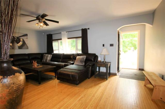 29a Second St, House detached with 3 bedrooms, 2 bathrooms and 4 parking in Orangeville ON | Image 9