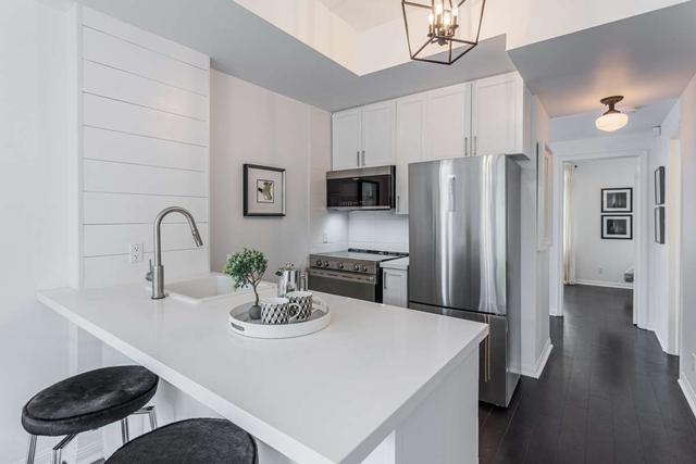 th 28 - 80 Carr St, Townhouse with 1 bedrooms, 1 bathrooms and 1 parking in Toronto ON | Image 6