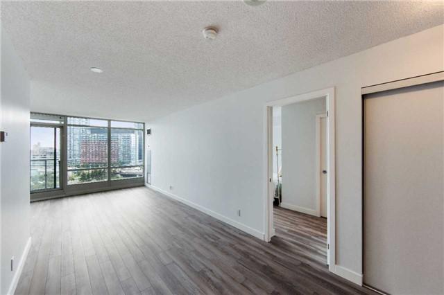 1207 - 361 Front St W, Condo with 2 bedrooms, 2 bathrooms and 1 parking in Toronto ON | Image 6