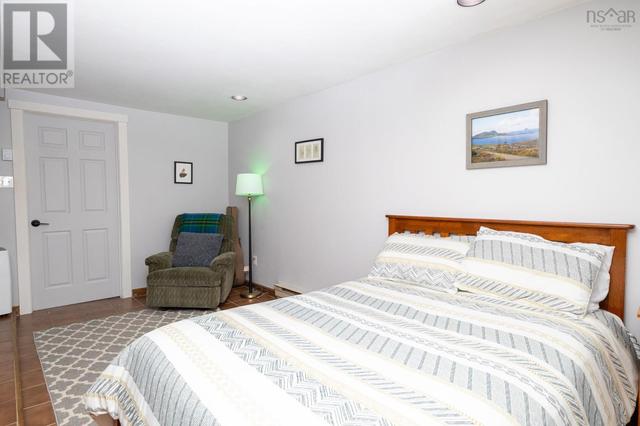 1575 Kings Road, House detached with 3 bedrooms, 2 bathrooms and null parking in Cape Breton NS | Image 38