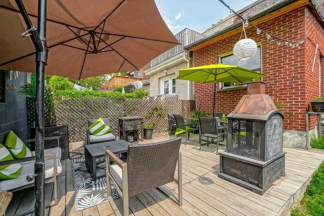 174 Lisgar St, House semidetached with 4 bedrooms, 2 bathrooms and 2 parking in Toronto ON | Image 33
