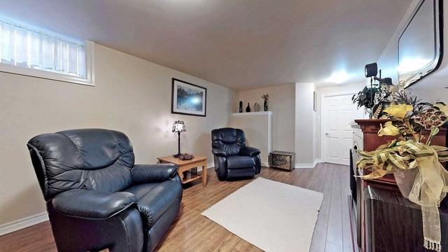 11 Wagner Dr, House detached with 3 bedrooms, 2 bathrooms and 3 parking in Toronto ON | Image 13
