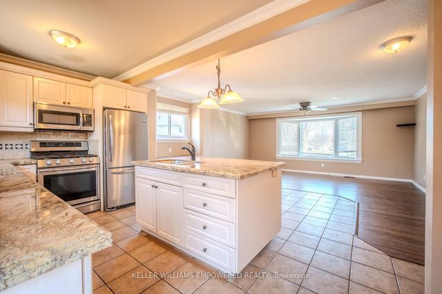 24 Governor Grove Cres, House detached with 3 bedrooms, 2 bathrooms and 5 parking in Brampton ON | Image 1