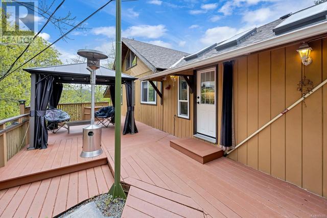 3013 Manzer Rd, House detached with 3 bedrooms, 2 bathrooms and 5 parking in Sooke BC | Image 48