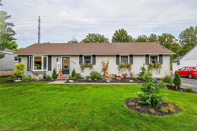 626 Oakes Drive, House detached with 3 bedrooms, 1 bathrooms and 8 parking in Fort Erie ON | Image 1