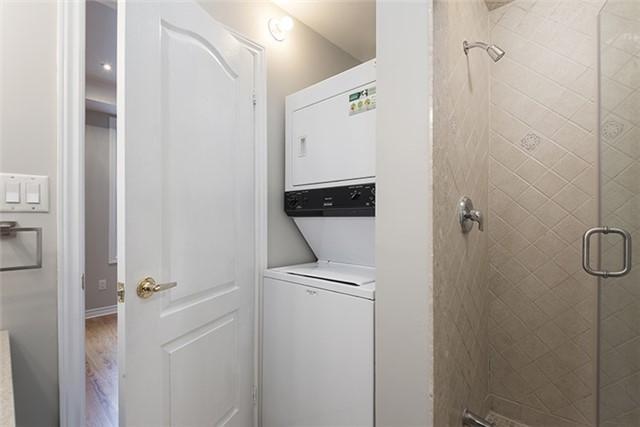80B Coxwell Ave, Townhouse with 2 bedrooms, 2 bathrooms and 1 parking in Toronto ON | Image 12