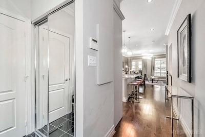 75 Pleasant Blvd, Townhouse with 2 bedrooms, 3 bathrooms and 2 parking in Toronto ON | Image 5