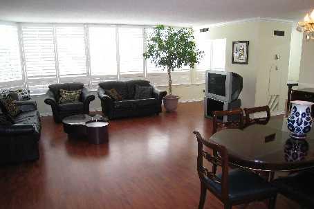 304 - 1121 Steeles Ave, Condo with 2 bedrooms, 4 bathrooms and 1 parking in Toronto ON | Image 4
