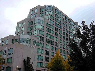 910 - 942 Yonge St, Condo with 1 bedrooms, 1 bathrooms and 1 parking in Toronto ON | Image 1