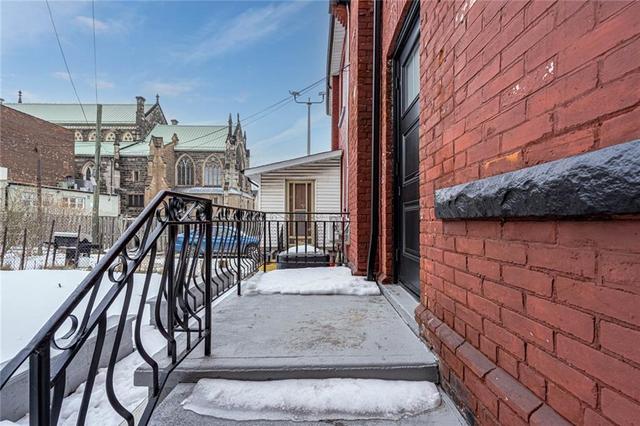 203 Hughson Street N, House semidetached with 4 bedrooms, 1 bathrooms and null parking in Hamilton ON | Image 33