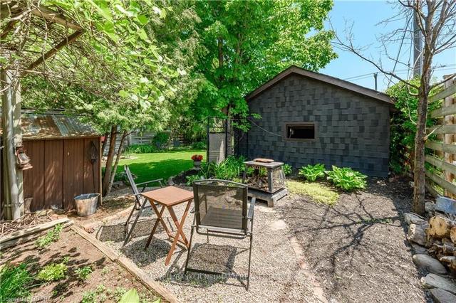 600 York Rd, House detached with 2 bedrooms, 1 bathrooms and 15.5 parking in Guelph ON | Image 26