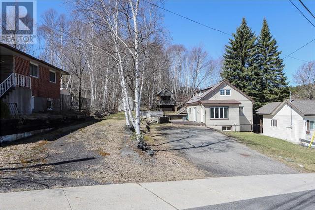 283 Brebeuf, House detached with 3 bedrooms, 2 bathrooms and null parking in Greater Sudbury ON | Image 30