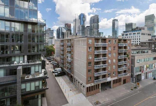 710 - 18 Beverley St, Condo with 1 bedrooms, 1 bathrooms and 1 parking in Toronto ON | Image 12