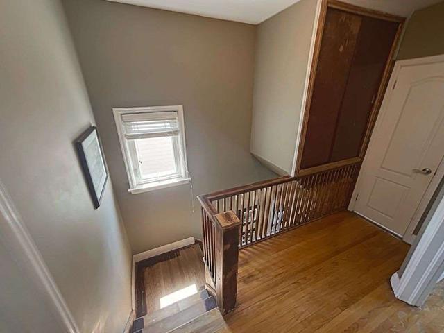 43 Atlee Ave, House semidetached with 3 bedrooms, 2 bathrooms and 4 parking in Toronto ON | Image 4