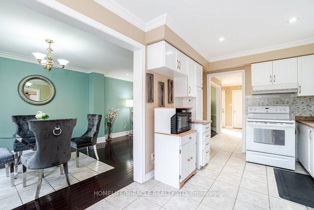 181 Cresthaven Rd, House detached with 3 bedrooms, 3 bathrooms and 5 parking in Brampton ON | Image 10