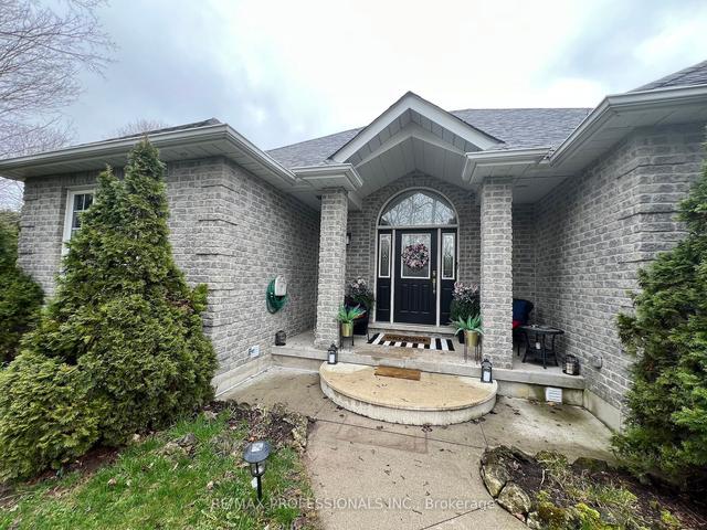 12 Deer Run Cres, House detached with 3 bedrooms, 4 bathrooms and 15 parking in Halton Hills ON | Image 12